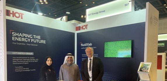 Diethard Kratzer with Mohammad Al Mahmoudi (CEO of SRTIP)